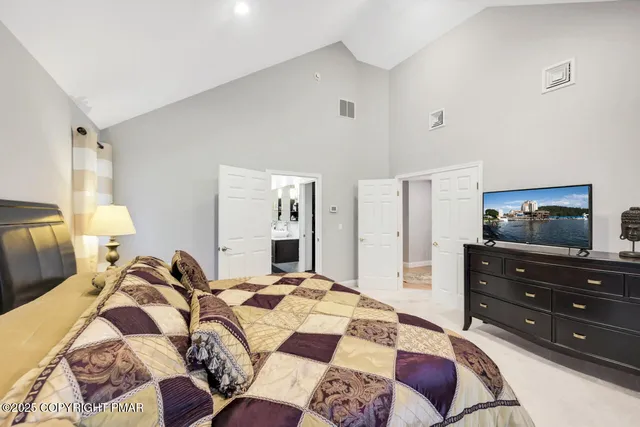 $799,000 | 648 Marion Lane, Brodheadsville, PA 18322