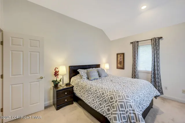 $799,000 | 648 Marion Lane, Brodheadsville, PA 18322