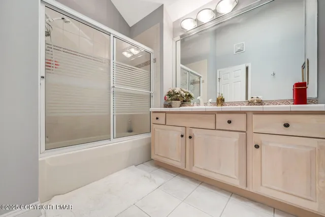 $799,000 | 648 Marion Lane, Brodheadsville, PA 18322