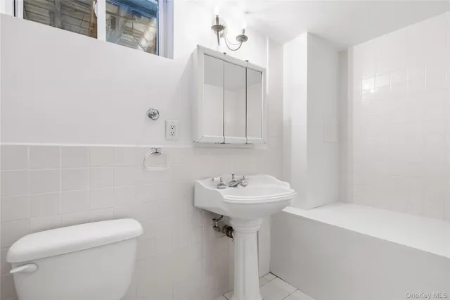 $8,200 | 116 North Street, Rye, NY 10580