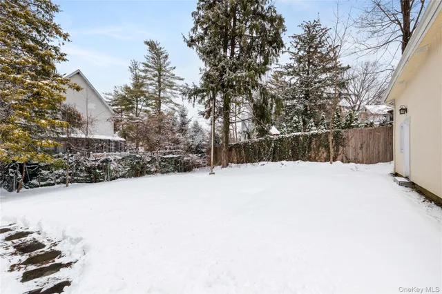 $8,200 | 116 North Street, Rye, NY 10580