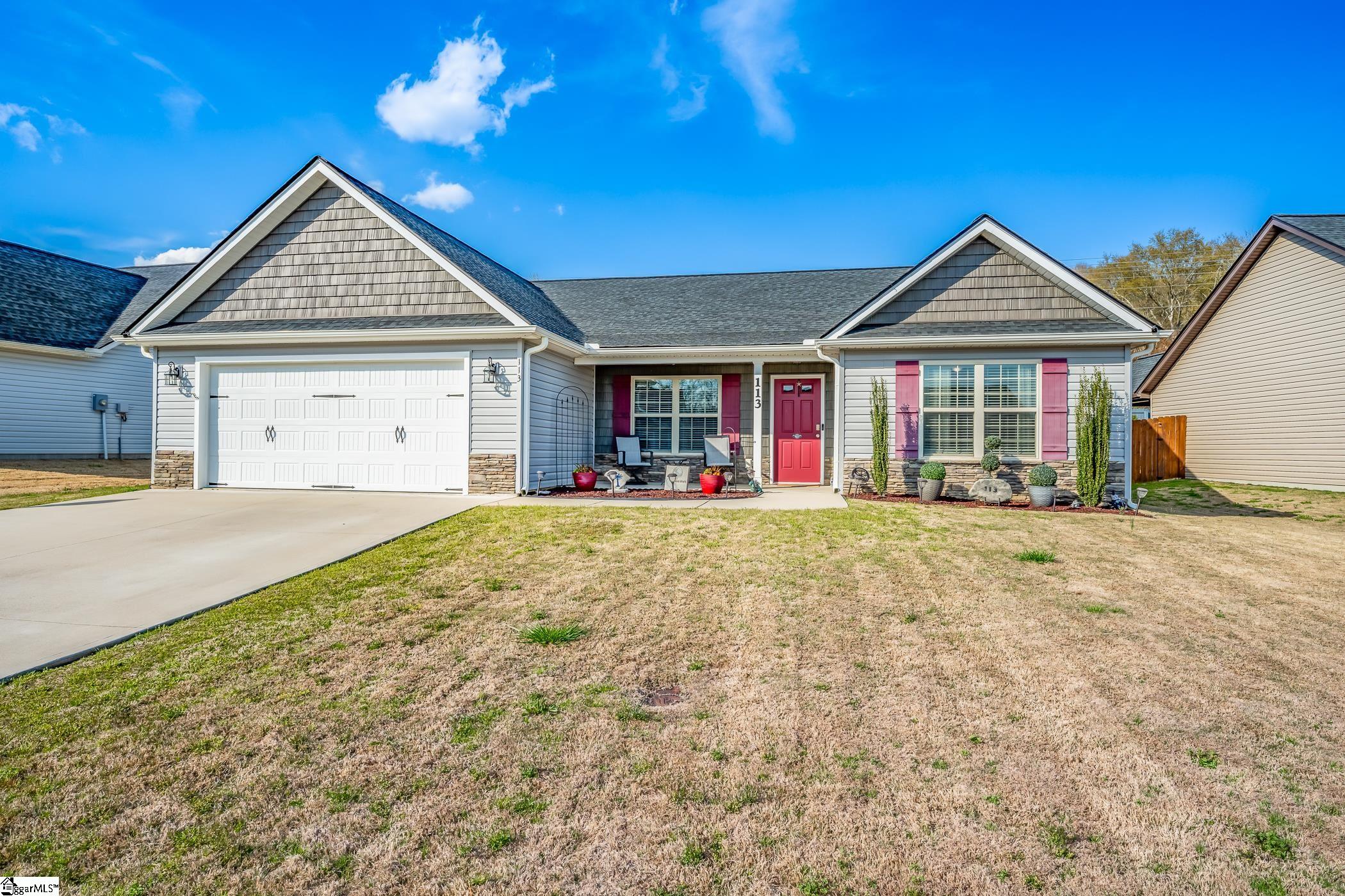 113 Sleepy River Road Simpsonville, SC 29681 - Photo 2 of 36 Gallery Image 2
