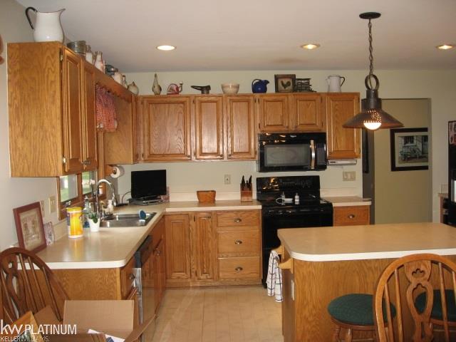 53497 Jewell Road Utica, MI 48315 - Photo 19 of 38 31317922-23.JPG