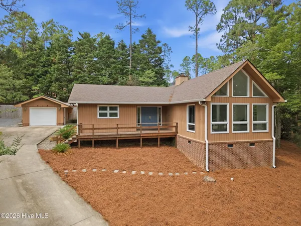 $390,000 | 7 Ash Court, Pinehurst, NC 28374