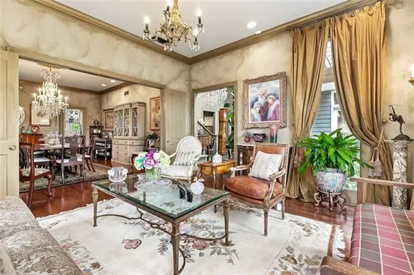 $1,300,000 | 19 Rue Royale, Metairie, LA 70002
