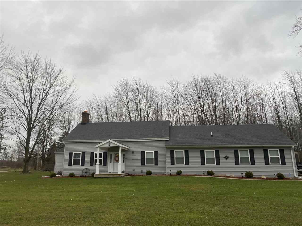 12011 Hogan Road Gaines, MI 48436 - Photo 4 of 26