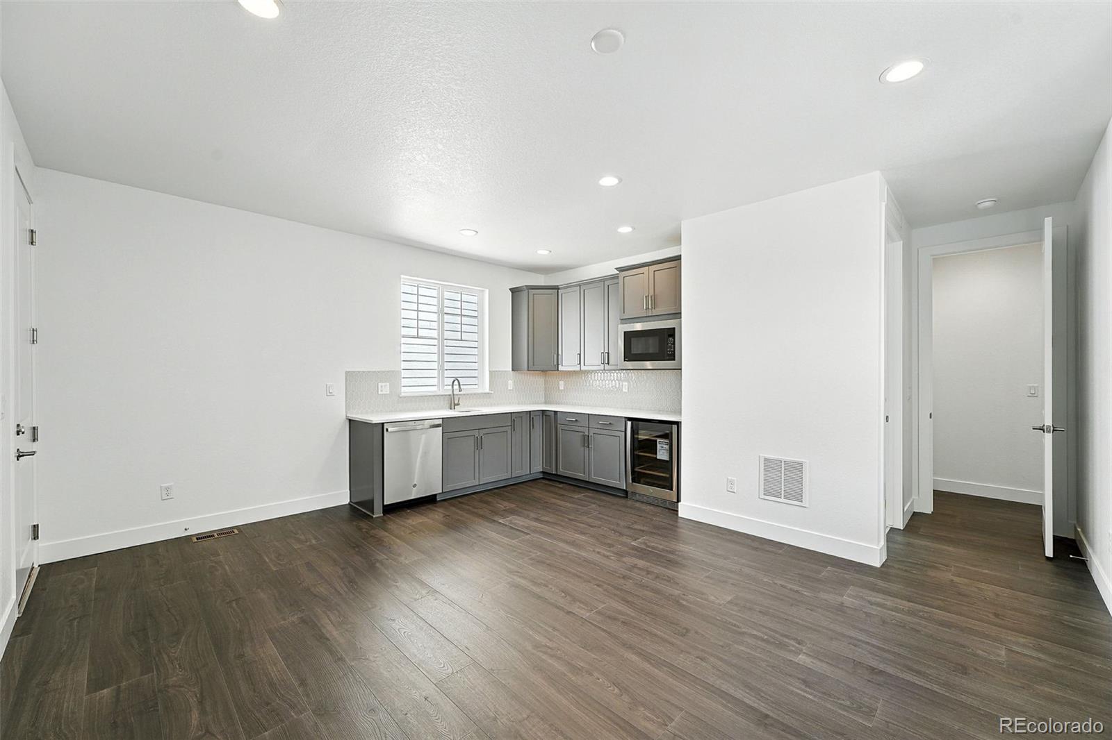 3418 Backdrop Court Castle Rock, CO 80108 - Photo 11 of 50