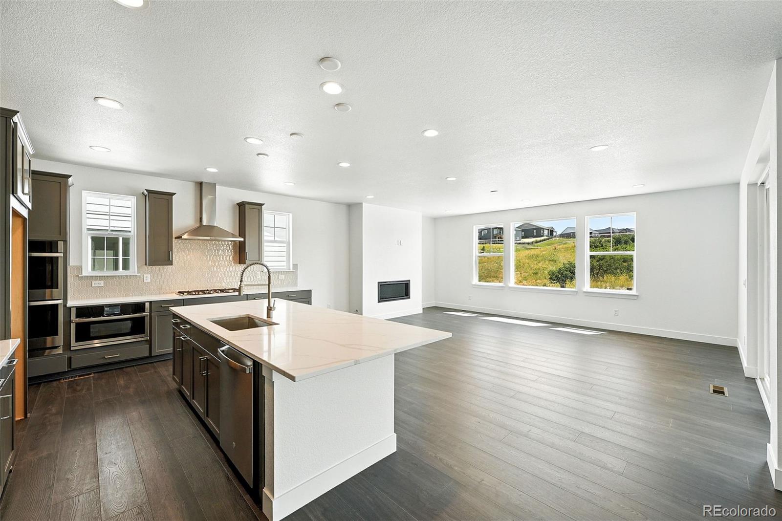 3418 Backdrop Court Castle Rock, CO 80108 - Photo 13 of 50