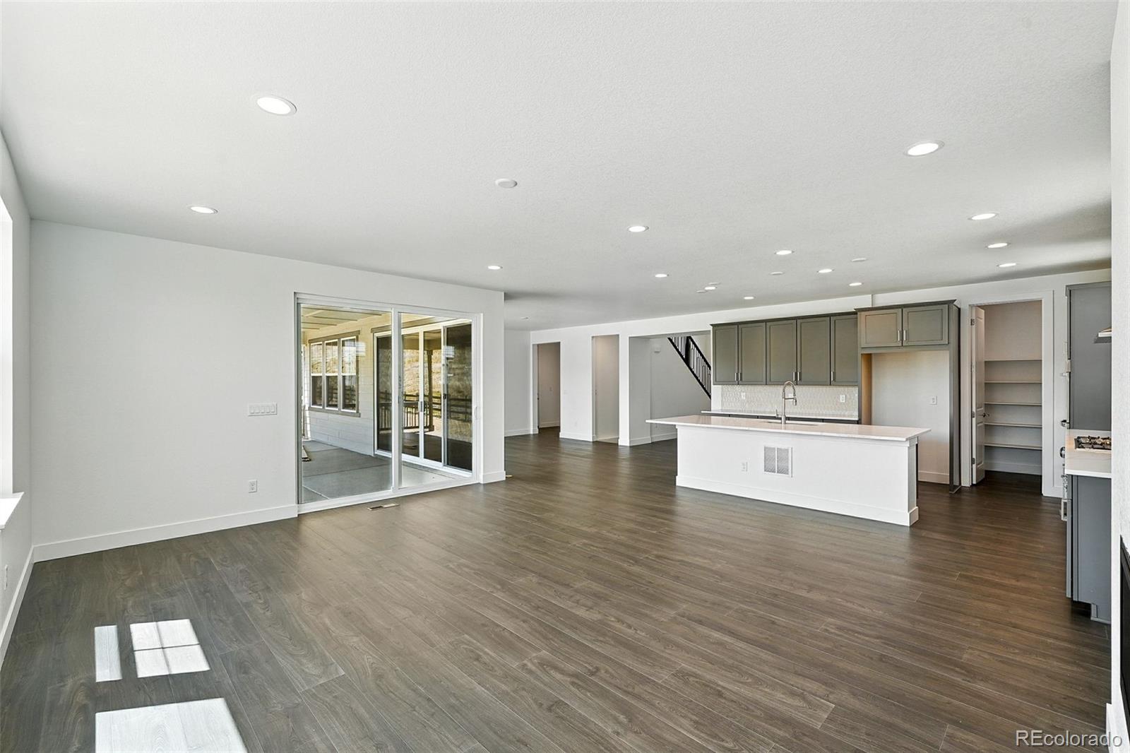 3418 Backdrop Court Castle Rock, CO 80108 - Photo 7 of 50