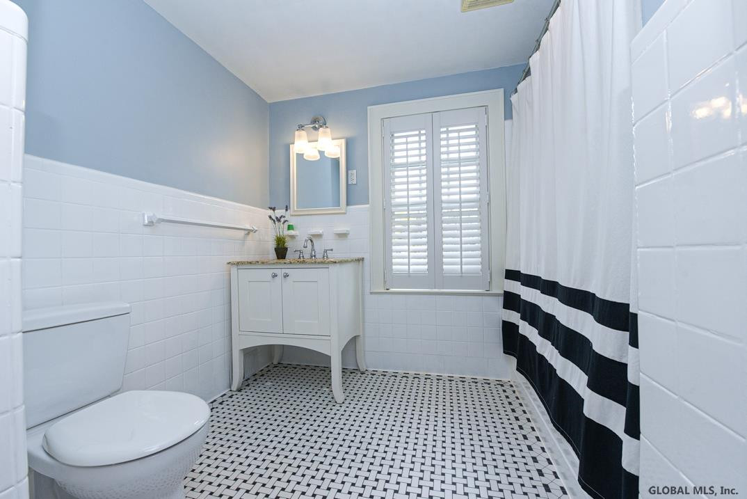 35 Forest Road Bethlehem, NY 12054 - Photo 26 of 32 Photo 26