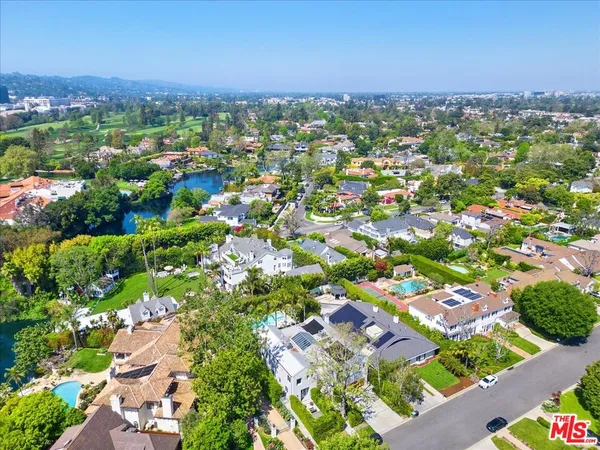 $17,600 | 211 South Valley Street, Burbank, CA 91505