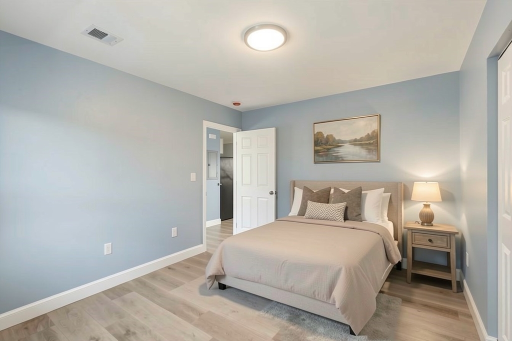 26 Bay Street, Unit 1 Hull, MA 02045 - Photo 15 of 26