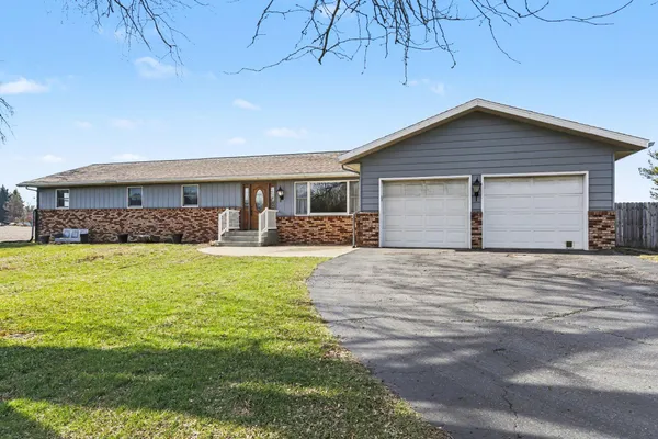 $370,000 | 27667 Northland Drive, Sturgis, MI 49091