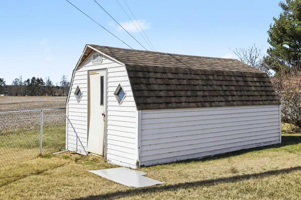 $370,000 | 27667 Northland Drive, Sturgis, MI 49091