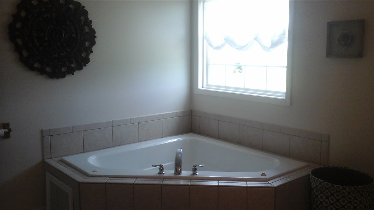 4390 South Loomis Road Shepherd, MI 48883 - Photo 22 of 44 1836240-22.JPG
