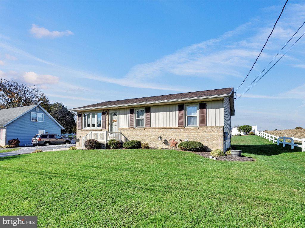 1617 Millport Road Lancaster, PA 17602 - Photo 3 of 33 Gallery Image 3