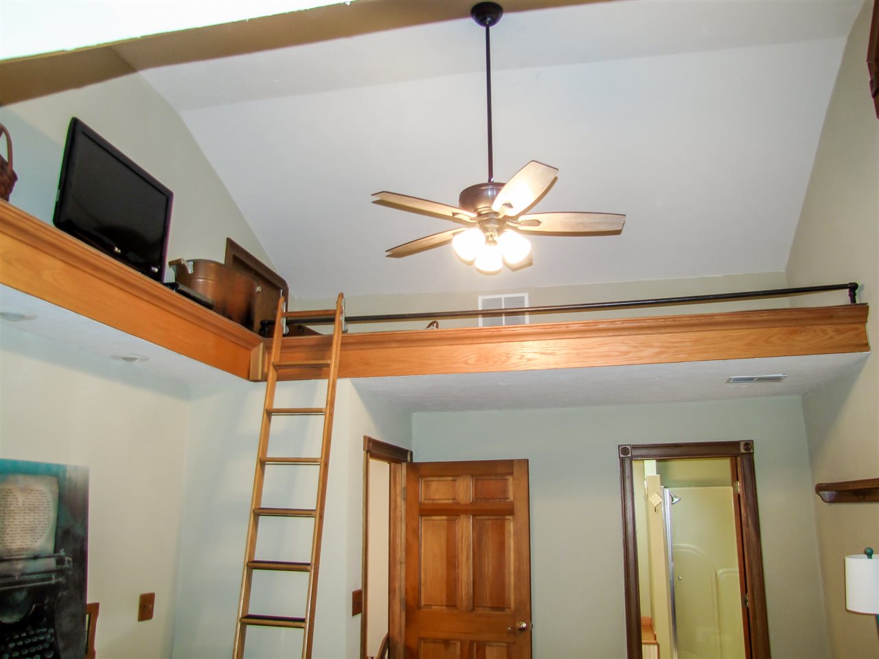 211 West Tennyson Road Boonville, IN 47601 - Photo 22 of 36 Gallery Image 22
