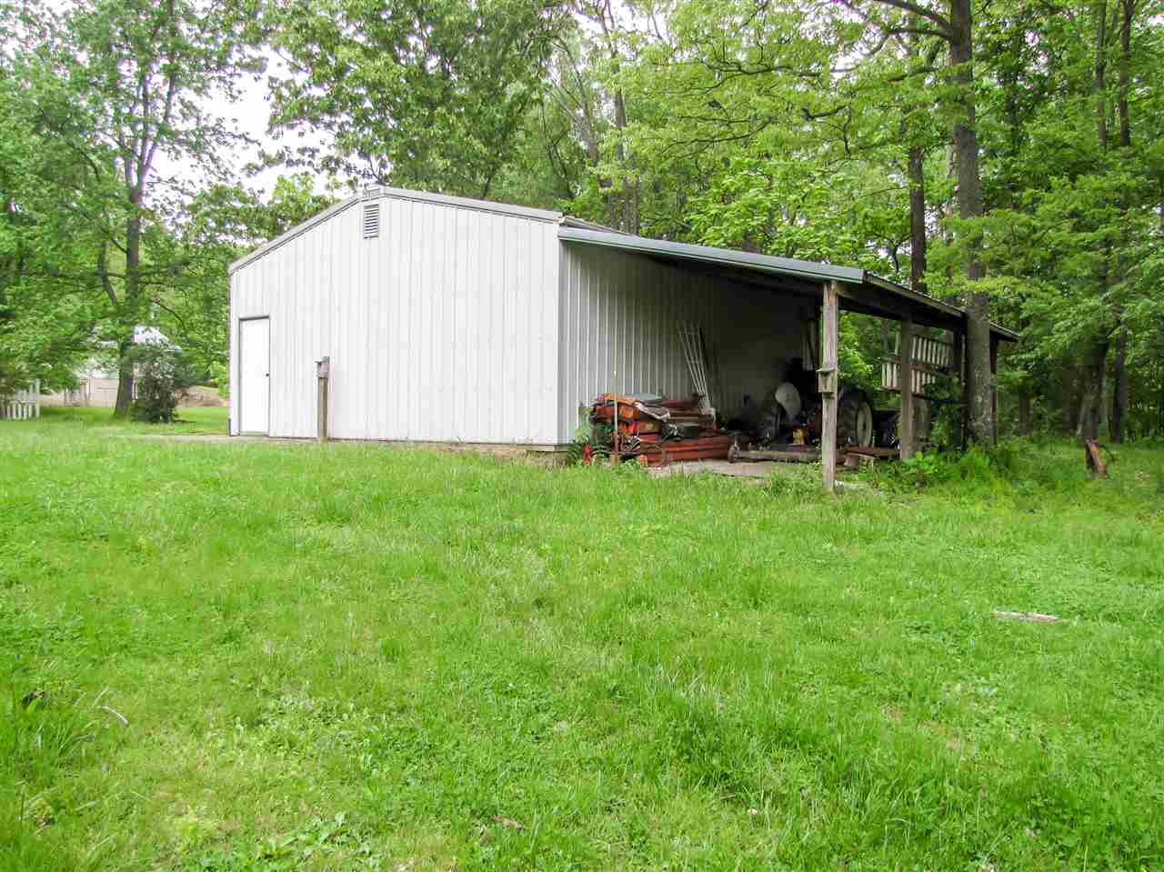 211 West Tennyson Road Boonville, IN 47601 - Photo 34 of 36 Gallery Image 34