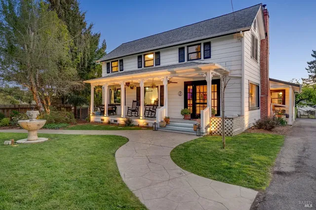 $1,999,000 | 1220 Gravenstein Highway North, Sebastopol, CA 95472