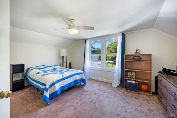 $1,899,000 | 1220 Gravenstein Highway North, Sebastopol, CA 95472