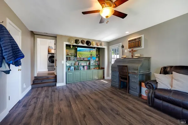 $1,899,000 | 1220 Gravenstein Highway North, Sebastopol, CA 95472