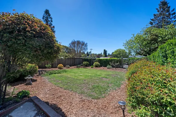 $1,899,000 | 1220 Gravenstein Highway North, Sebastopol, CA 95472