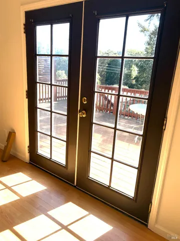 $1,999,000 | 1220 Gravenstein Highway North, Sebastopol, CA 95472