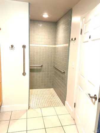 $1,899,000 | 1220 Gravenstein Highway North, Sebastopol, CA 95472