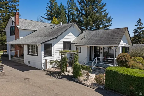 $1,899,000 | 1220 Gravenstein Highway North, Sebastopol, CA 95472