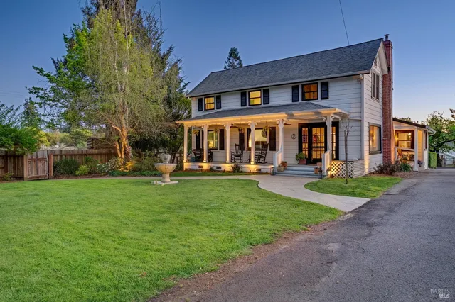 $1,999,000 | 1220 Gravenstein Highway North, Sebastopol, CA 95472