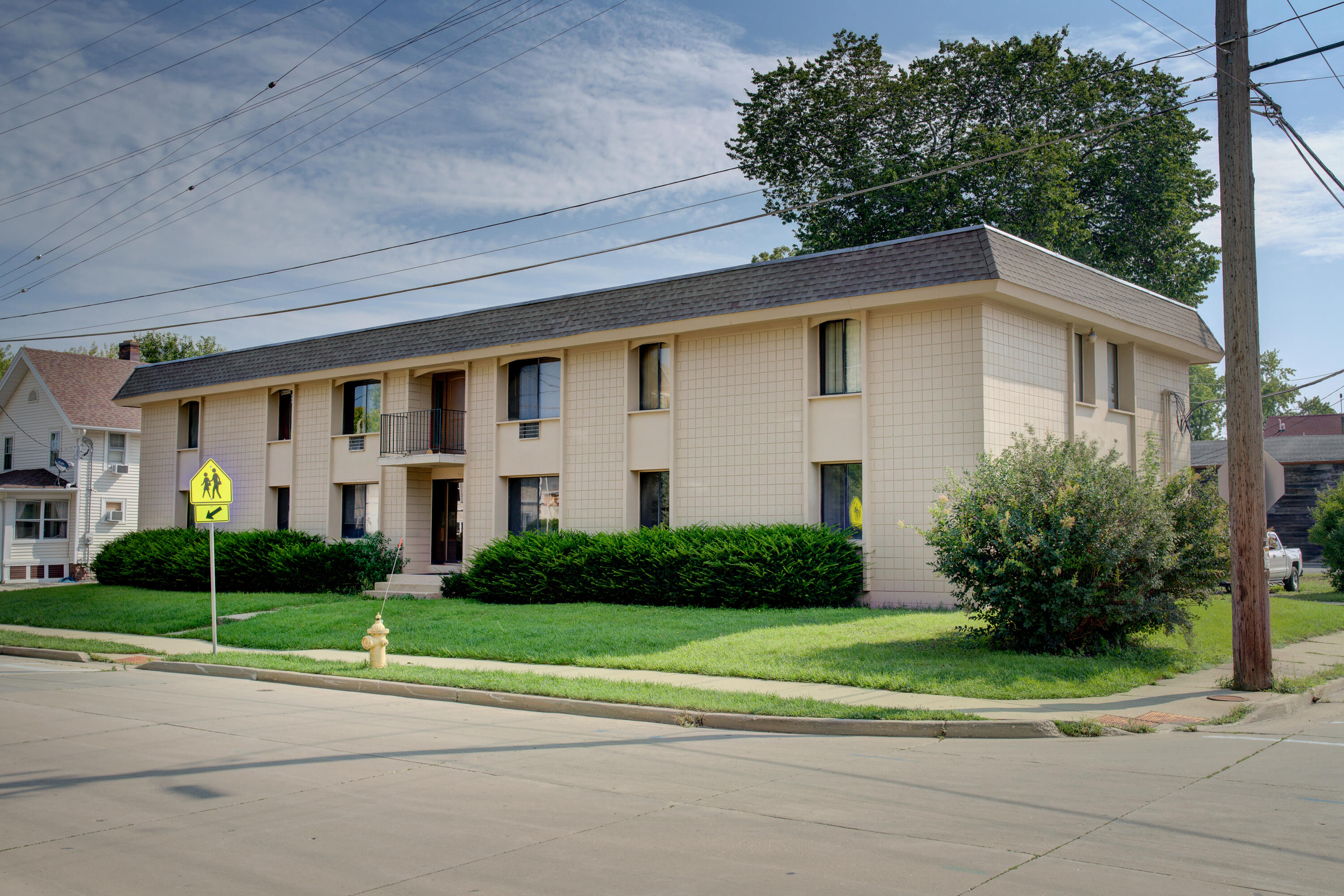 305 Maple Avenue, Unit 8 Waukesha, WI 53186 - Photo 1 of 14 305 Maple Ave