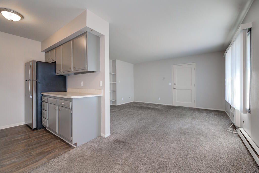305 Maple Avenue, Unit 8 Waukesha, WI 53186 - Photo 4 of 14 dining room to living room