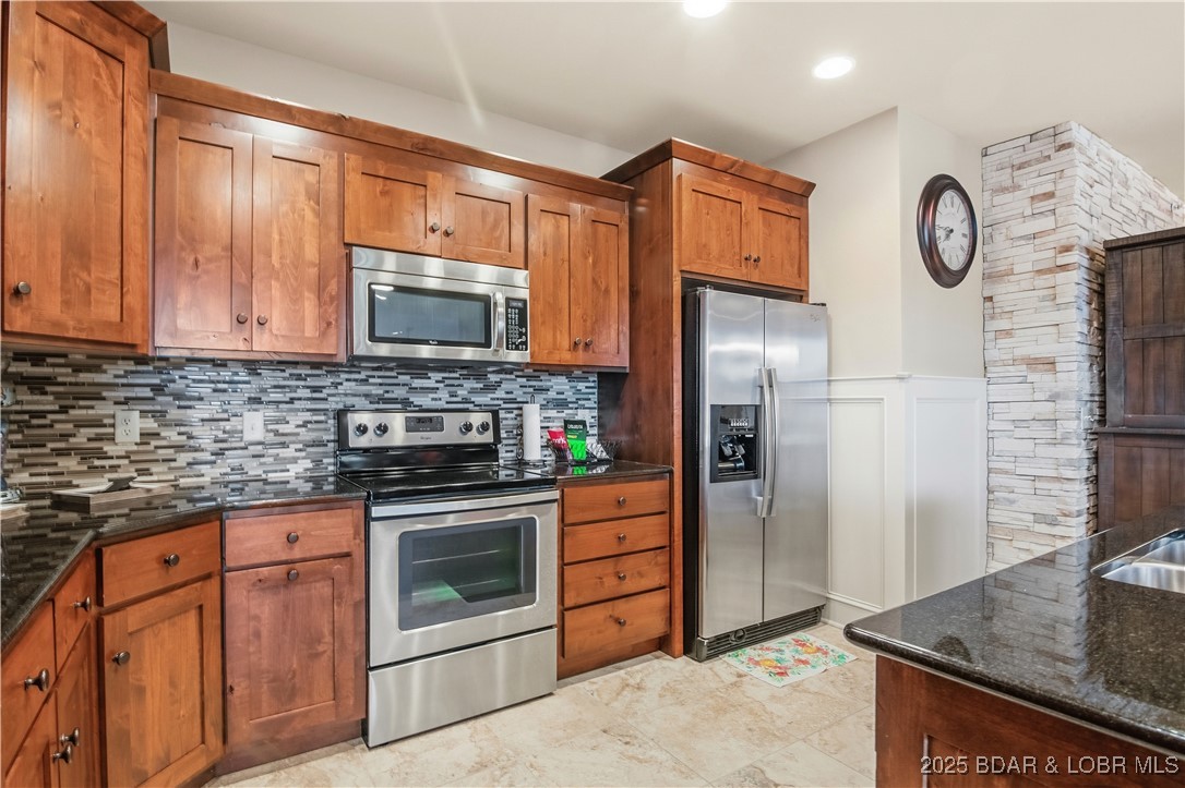 3168 Twin Rivers Point, Unit 2E Camdenton, MO 65020 - Photo 21 of 52