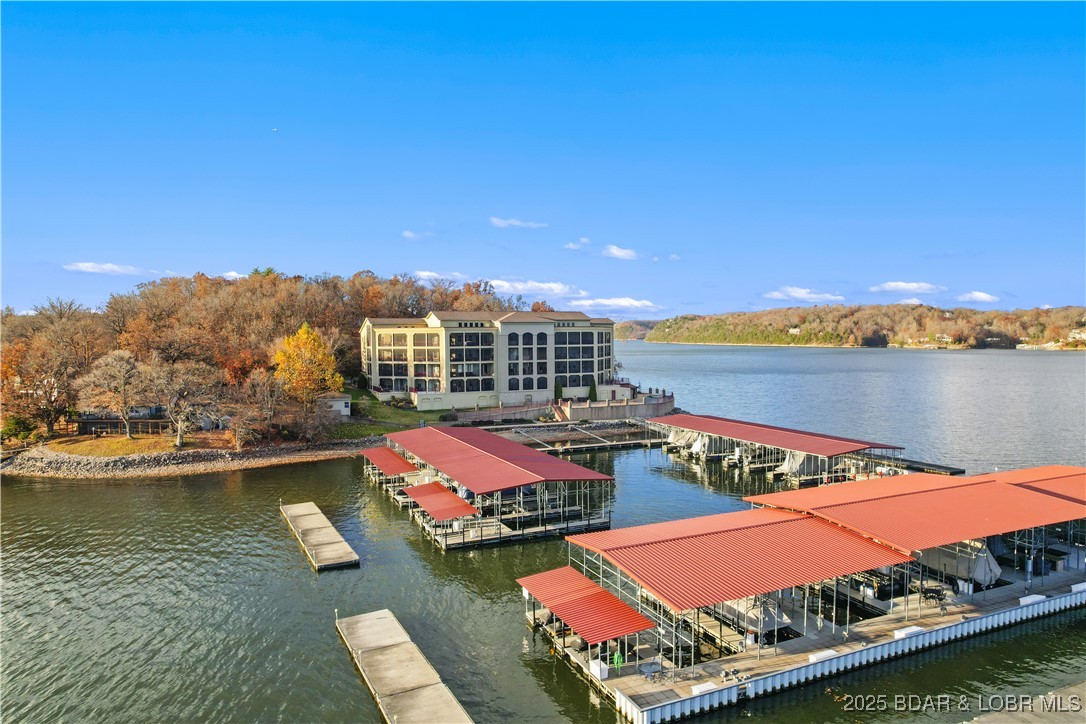 3168 Twin Rivers Point, Unit 2E Camdenton, MO 65020 - Photo 31 of 52 Having wavebreaks is also a nice feature to have.