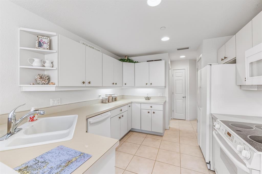 809 South Harbor Drive Boca Grande, FL 33921 - Photo 8 of 37