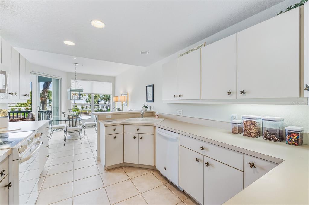 809 South Harbor Drive Boca Grande, FL 33921 - Photo 9 of 37