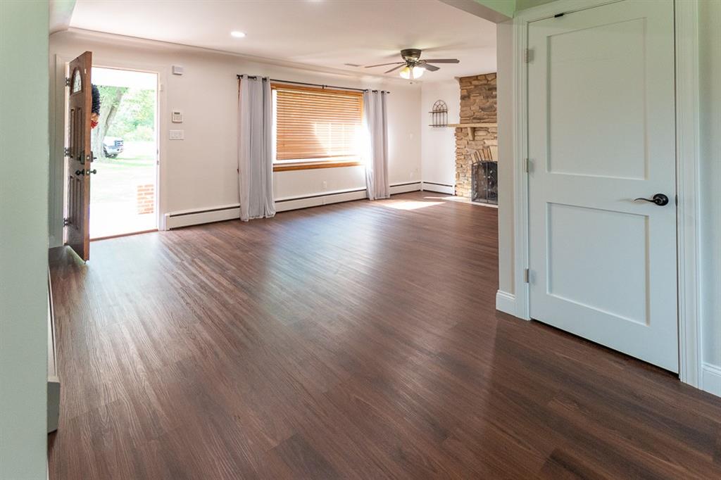 2059 Rombold Road Hermitage, PA 16148 - Photo 8 of 21 Gallery Image 8