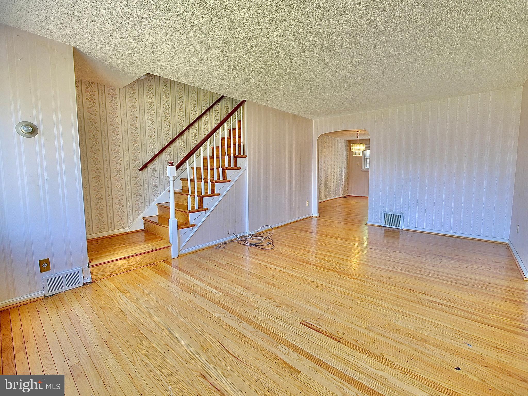 2009 Kent Road Folcroft, PA 19032 - Photo 7 of 37 Gallery Image 7
