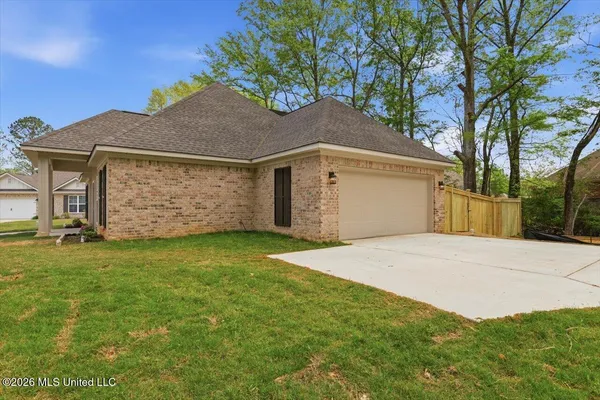 $399,900 | 135 Shiloh Pkwy Drive, Brandon, MS 39042