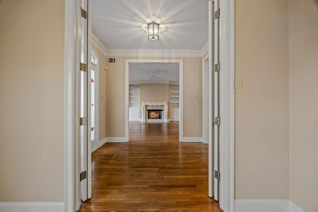 8009 Fox Fern Road Germantown, TN 38138 - Photo 7 of 40 a view of a hallway with a room