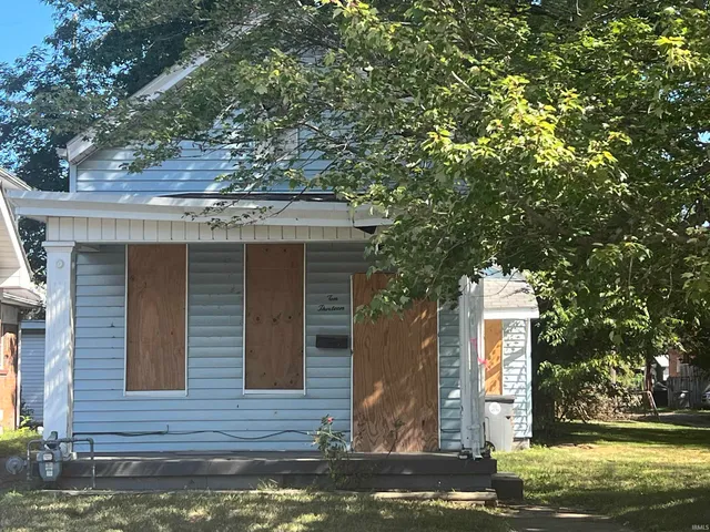 $39,000 | 1013 West Delaware Street, Evansville, IN 47710