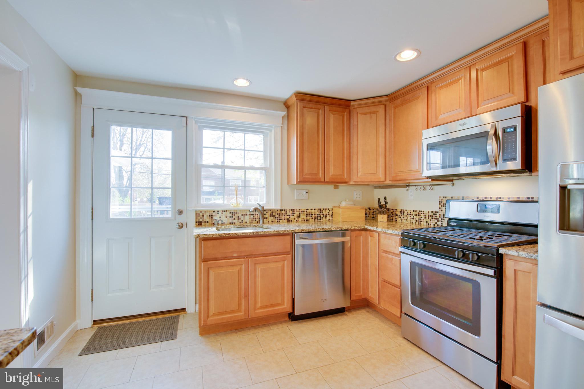 1517 Doxbury Road Towson, MD 21286 - Photo 14 of 36 Gallery Image 14