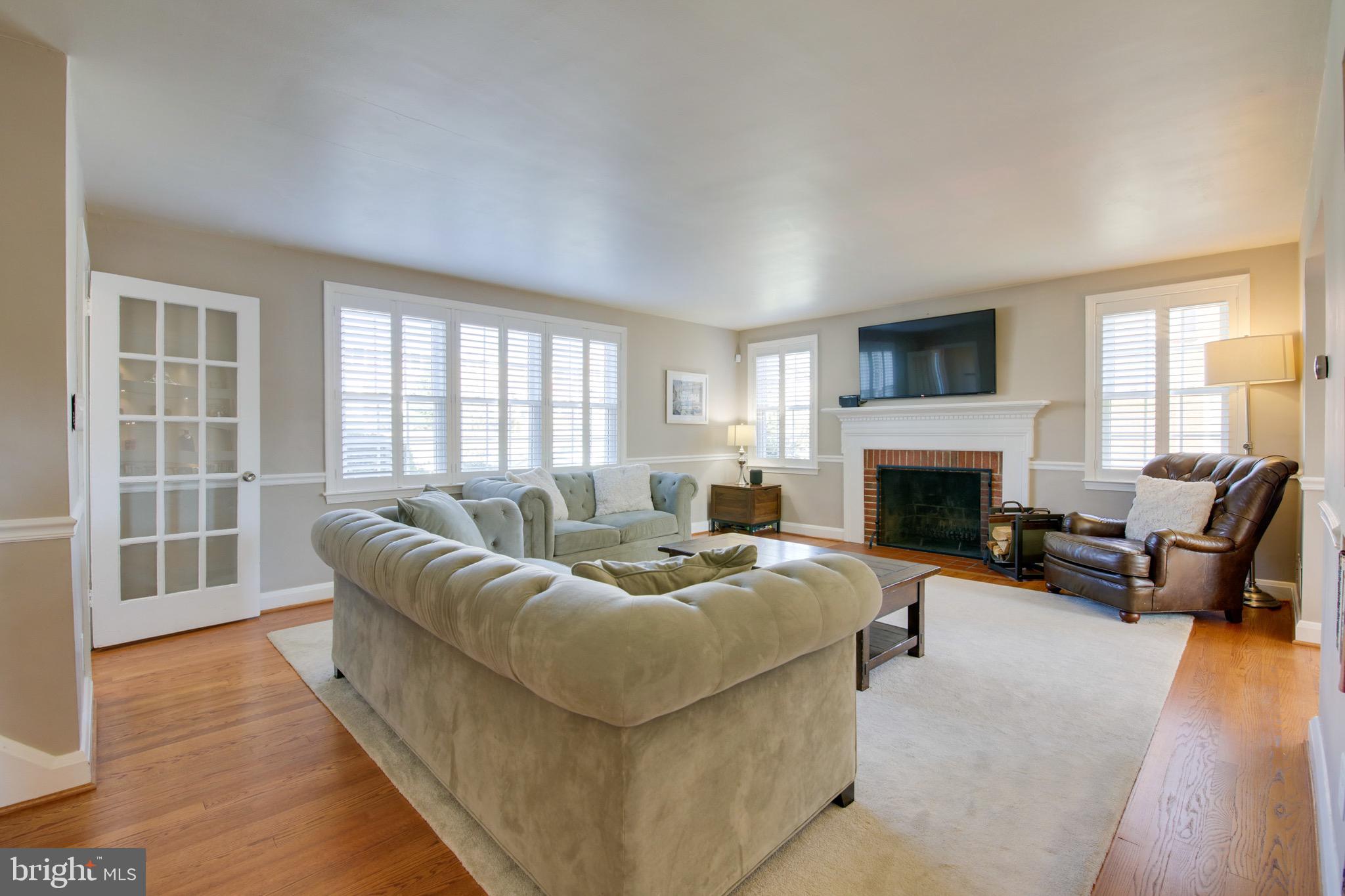1517 Doxbury Road Towson, MD 21286 - Photo 4 of 36 Gallery Image 4