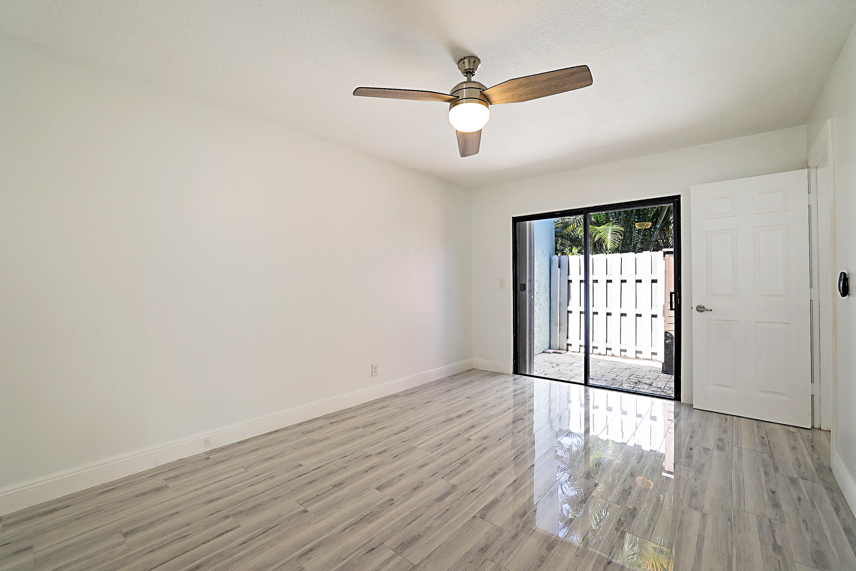 22354 Pineapple Walk Drive Boca Raton, FL 33433 - Photo 17 of 39 1000045141