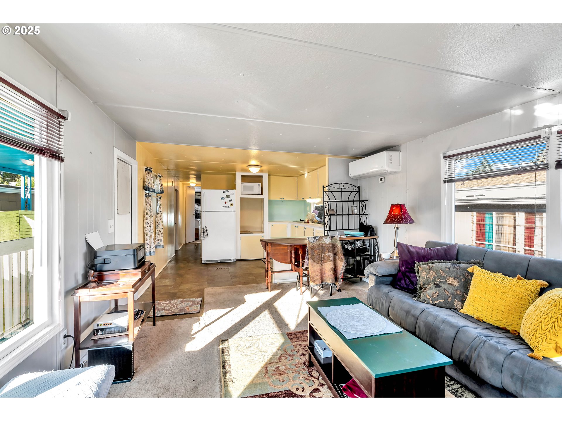 23 3364 Sunnyview Road Salem, OR 97301 - Photo 7 of 22 a living room with furniture and a large window