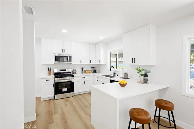 $865,000 | 18746 Welby Way, Reseda, CA 91335