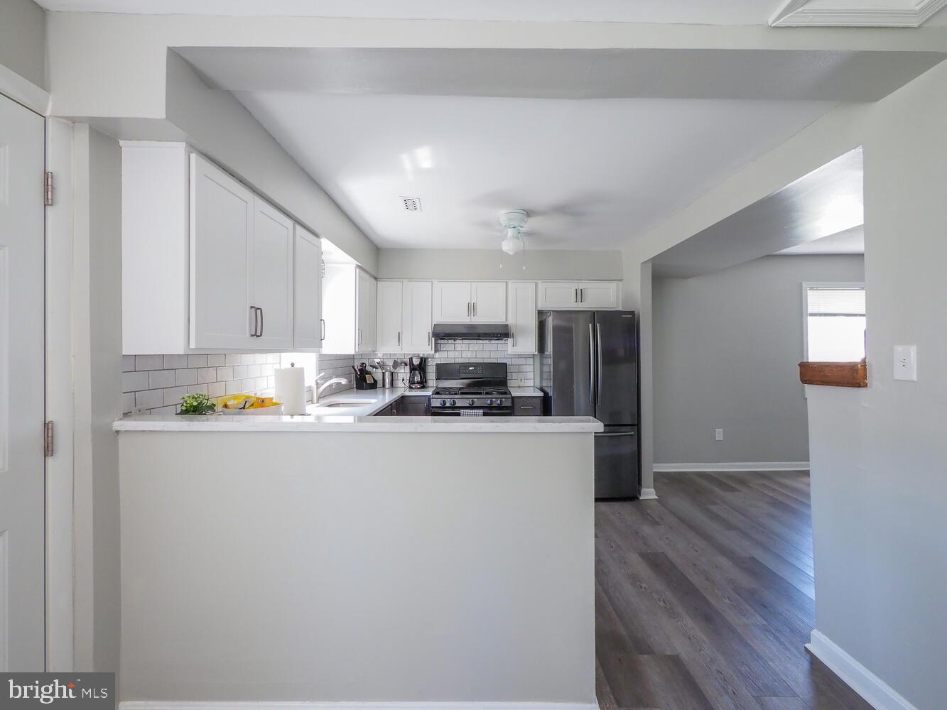3117 Sollers Point Road Baltimore, MD 21222 - Photo 11 of 30
