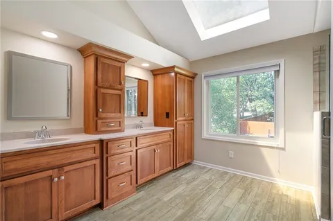 $530,000 | 14610 West 83rd Street, Lenexa, KS 66215