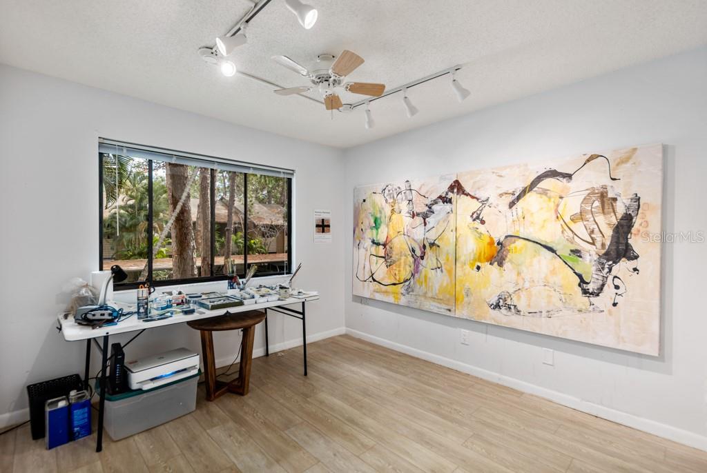 1711 Pelican Cove Road, Unit 443 Sarasota, FL 34231 - Photo 18 of 37