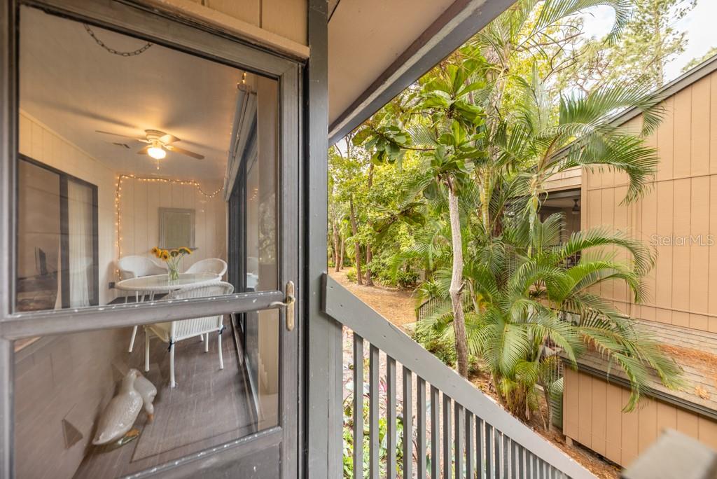 1711 Pelican Cove Road, Unit 443 Sarasota, FL 34231 - Photo 22 of 37